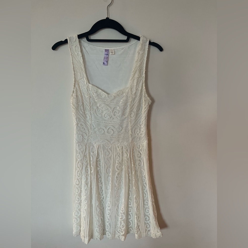 White Lace Bridal Dress